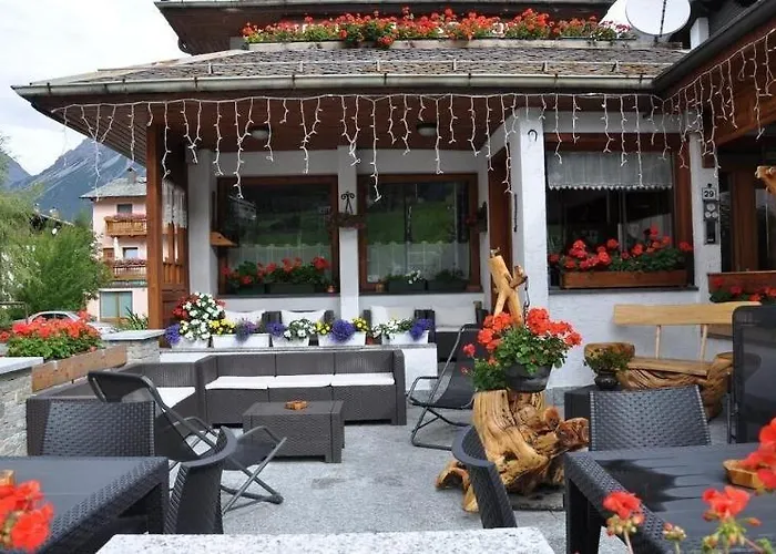 Ambassador In Bormio, Solo Senza Colazione Affittacamere 3*