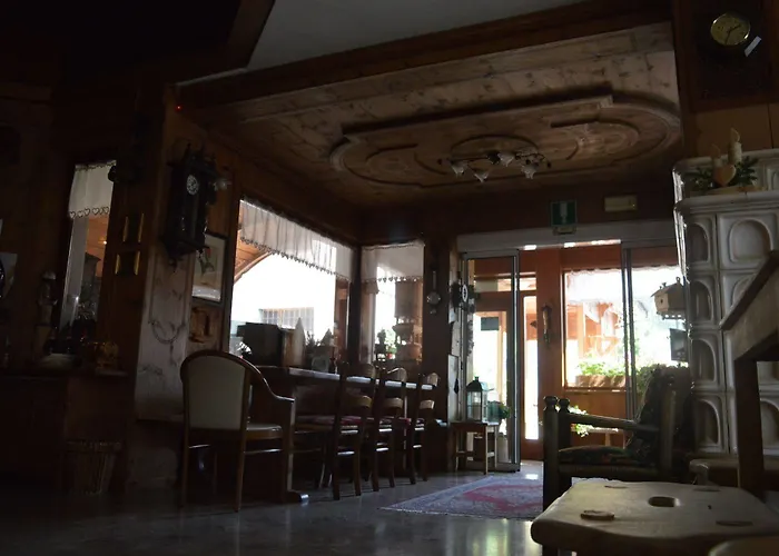 Ambassador In Bormio, Solo Senza Colazione Affittacamere