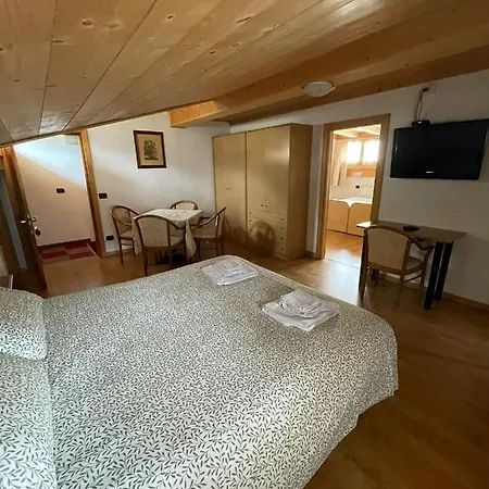 ゲストハウス Ambassador In Bormio, Solo Senza Colazione ボルミオ