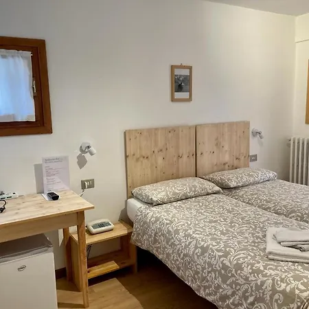 Ambassador In Bormio, Solo Senza Colazione ゲストハウス