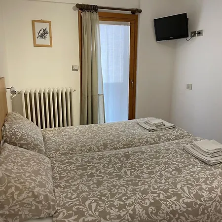 Ambassador In Bormio, Solo Senza Colazione 3* ボルミオ