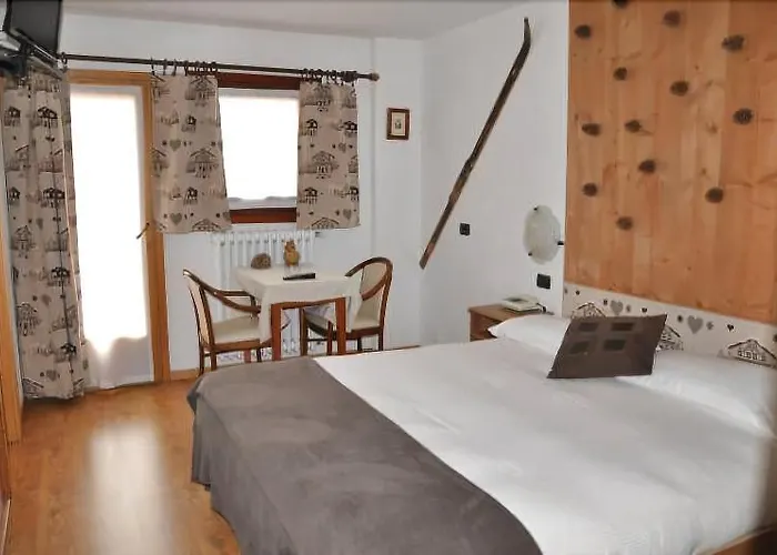 Ambassador In Bormio, Solo Senza Colazione Gasthuis Bormio